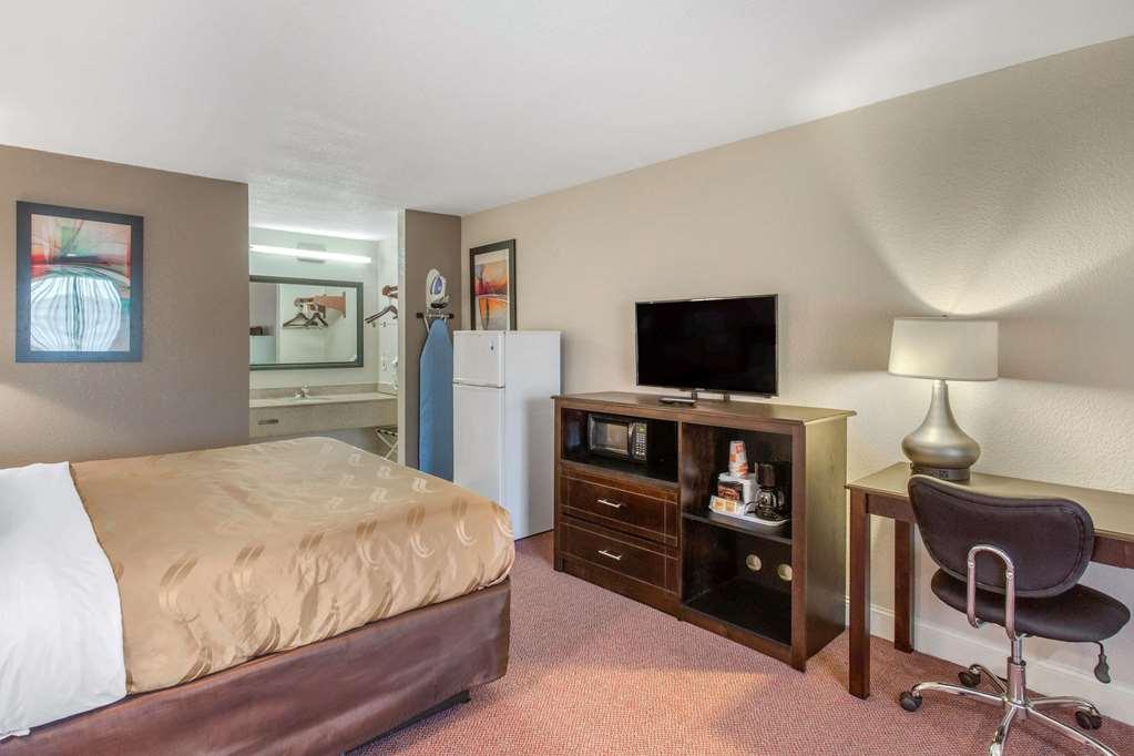 Quality Inn & Suites Port Arthur - Nederland Chambre photo