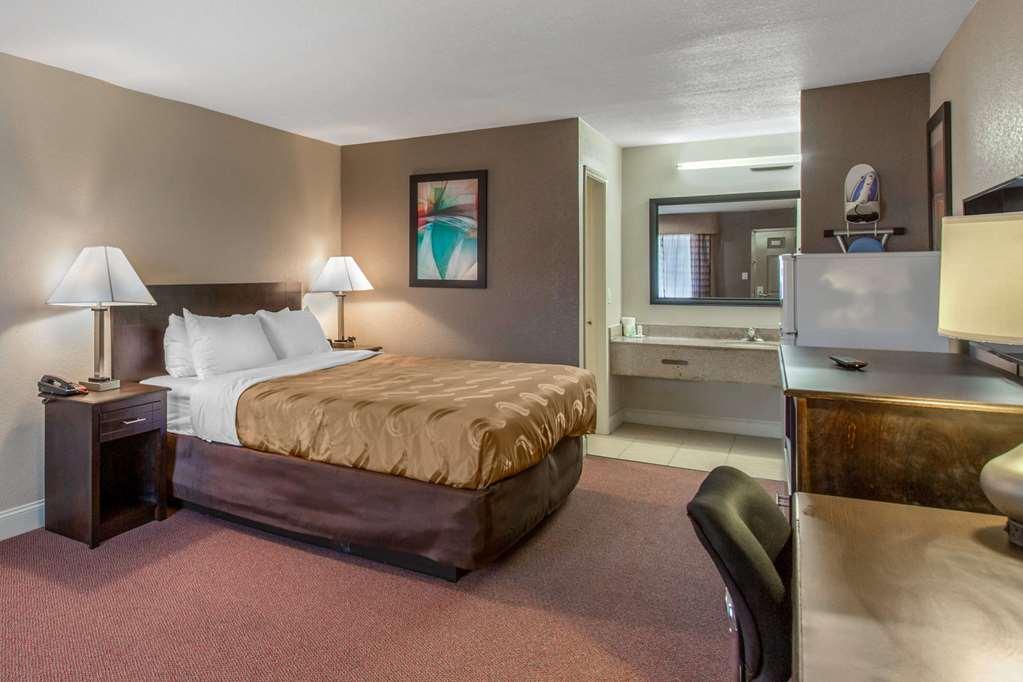 Quality Inn & Suites Port Arthur - Nederland Chambre photo