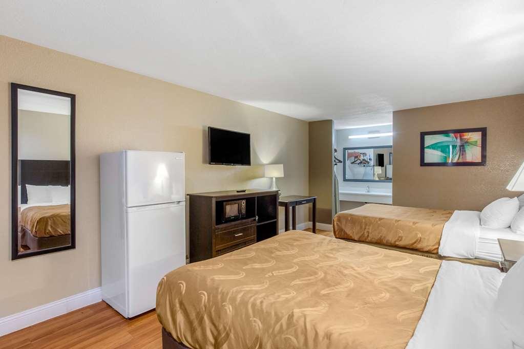Quality Inn & Suites Port Arthur - Nederland Chambre photo