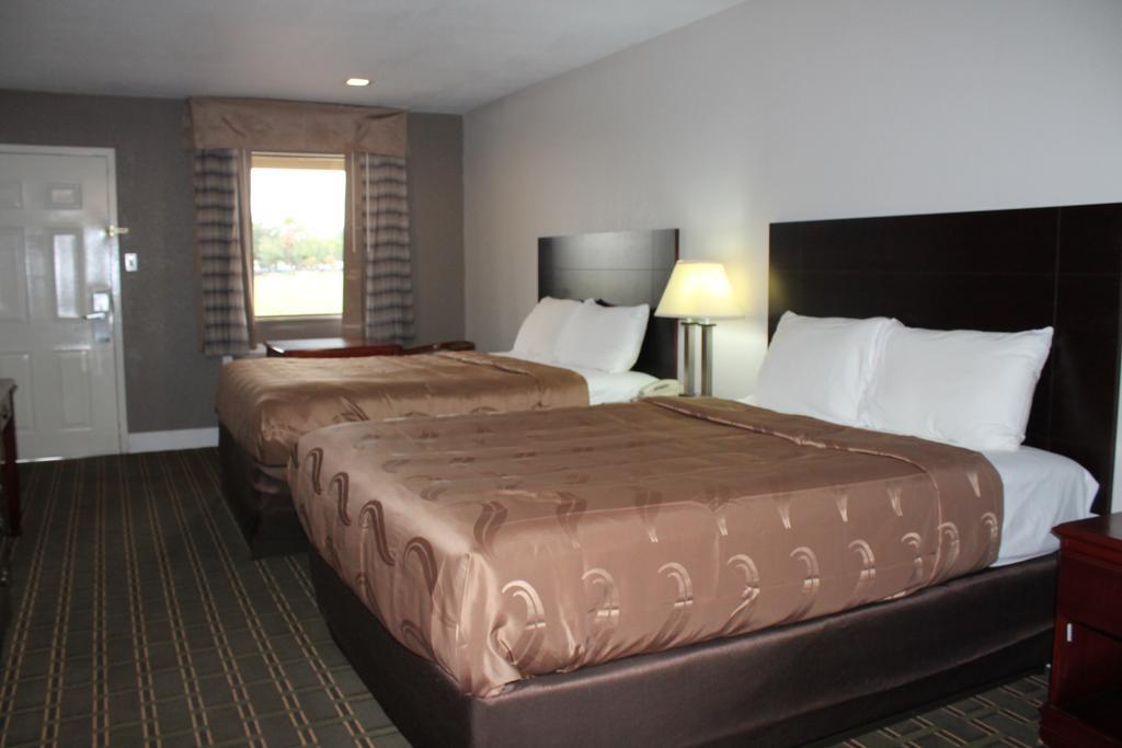 Quality Inn & Suites Port Arthur - Nederland Extérieur photo