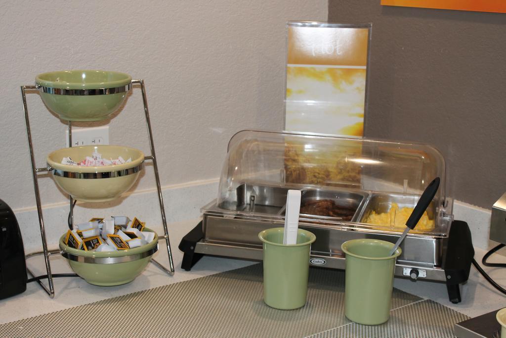 Quality Inn & Suites Port Arthur - Nederland Extérieur photo