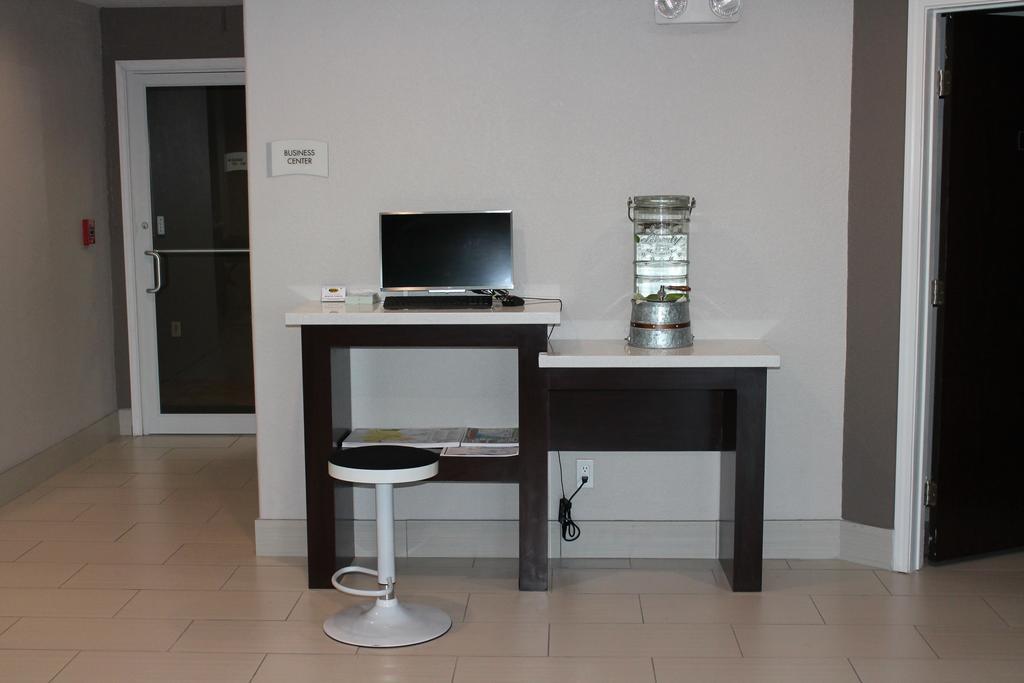 Quality Inn & Suites Port Arthur - Nederland Extérieur photo