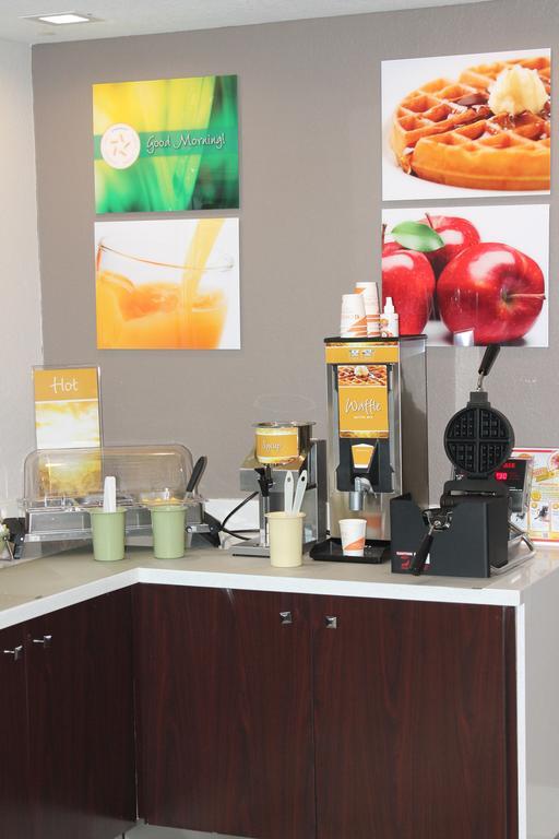 Quality Inn & Suites Port Arthur - Nederland Extérieur photo