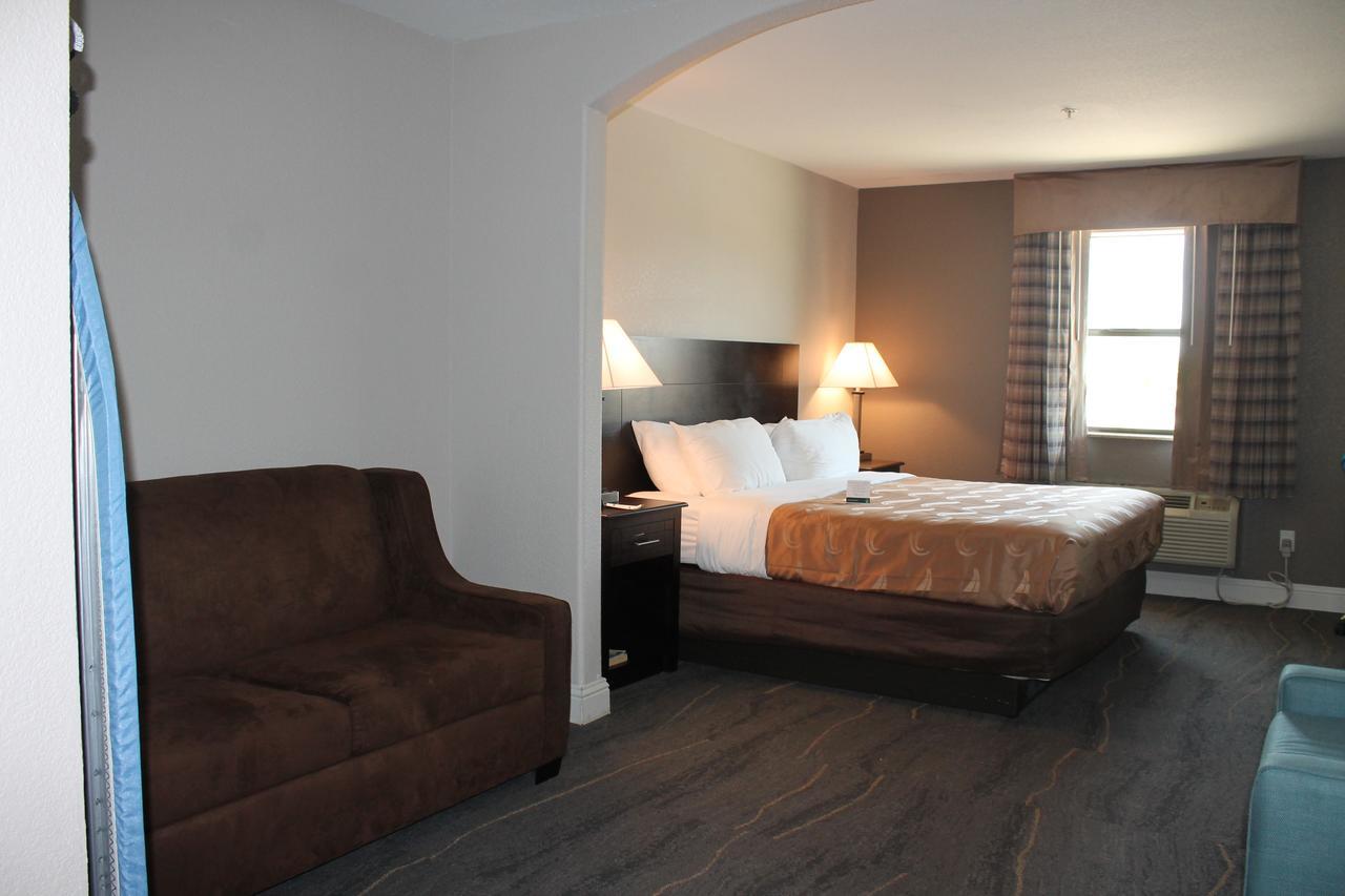 Quality Inn & Suites Port Arthur - Nederland Extérieur photo